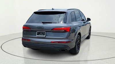 2025 Audi Q7 Premium