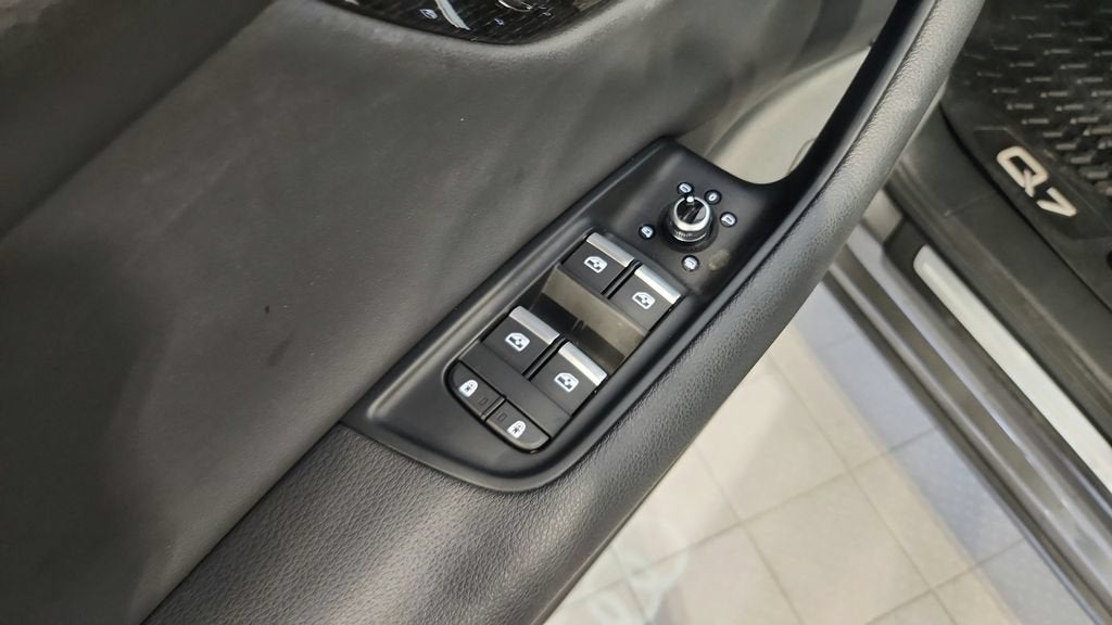 2021 Audi Q7 Premium