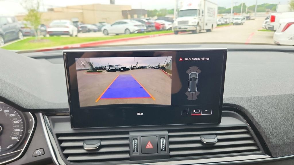 2022 Audi Q5 S line Premium