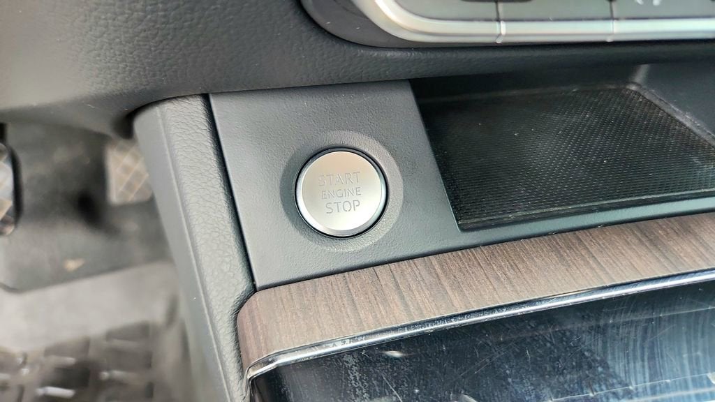 2022 Audi Q5 S line Premium