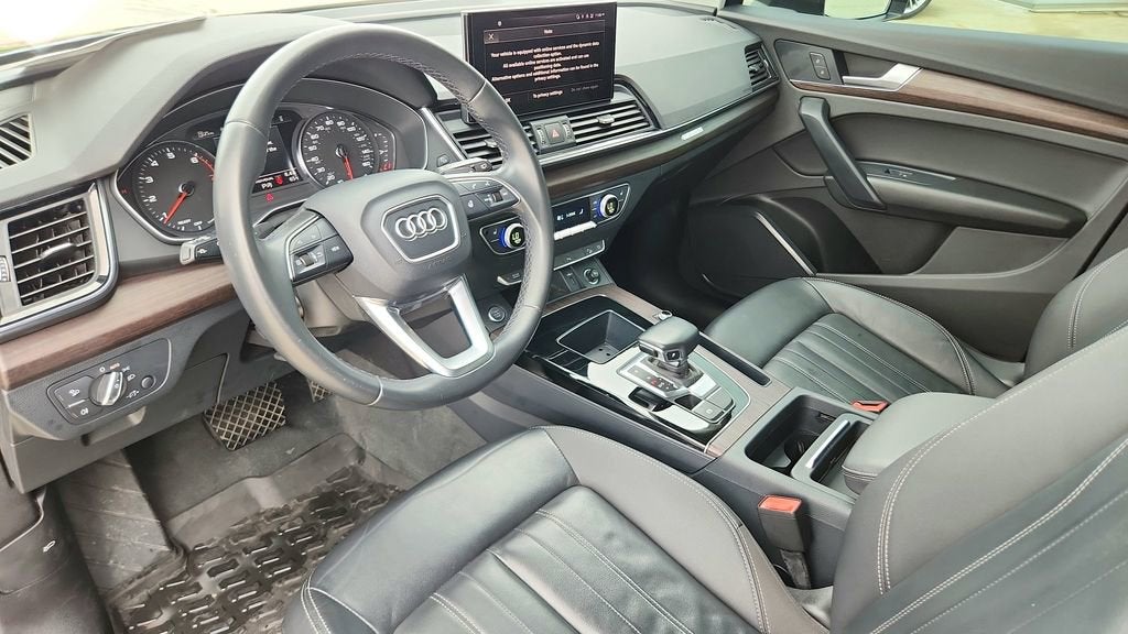 2022 Audi Q5 S line Premium