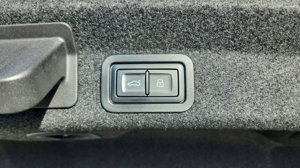 2025 Audi A6 Sedan Premium Plus