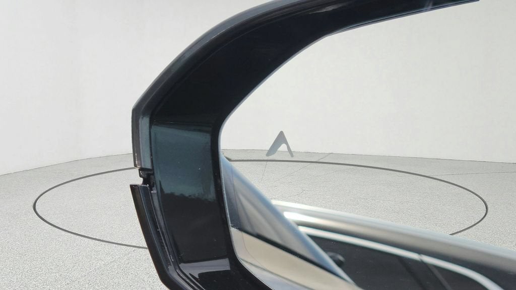 2023 BMW 7 Series 740i