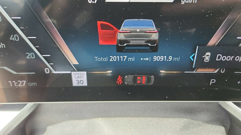 2023 BMW 7 Series 740i