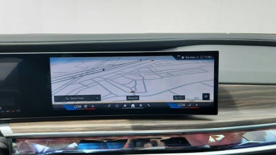 2023 BMW 7 Series 740i