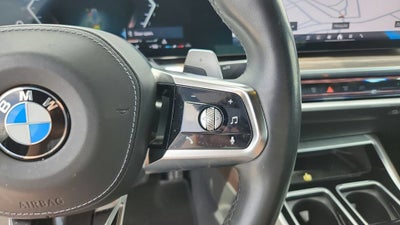 2023 BMW 7 Series 740i