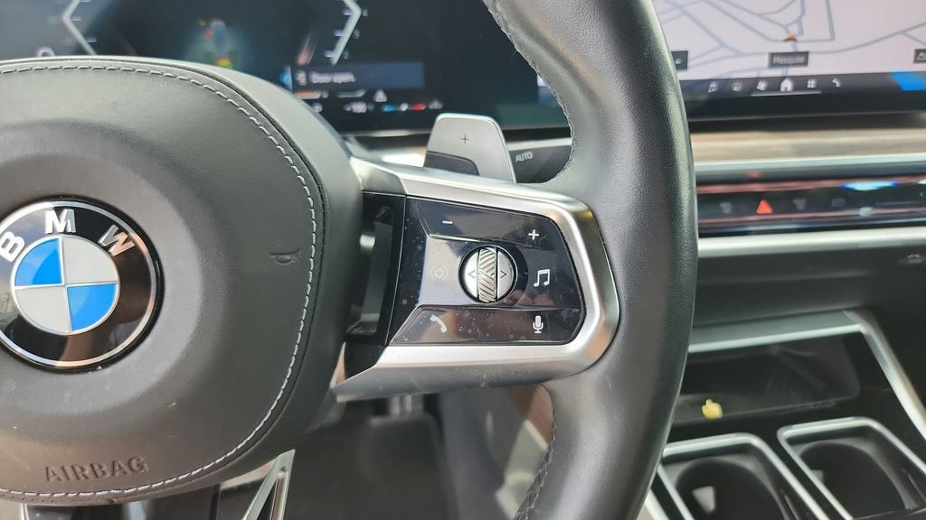 2023 BMW 7 Series 740i
