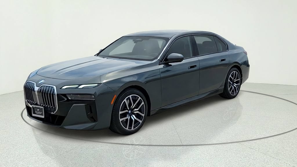 2023 BMW 7 Series 740i