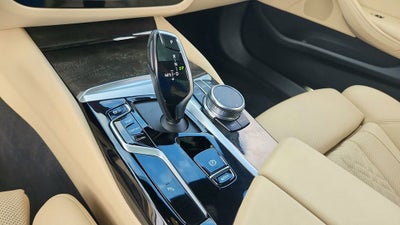 2023 BMW 5 Series 530i