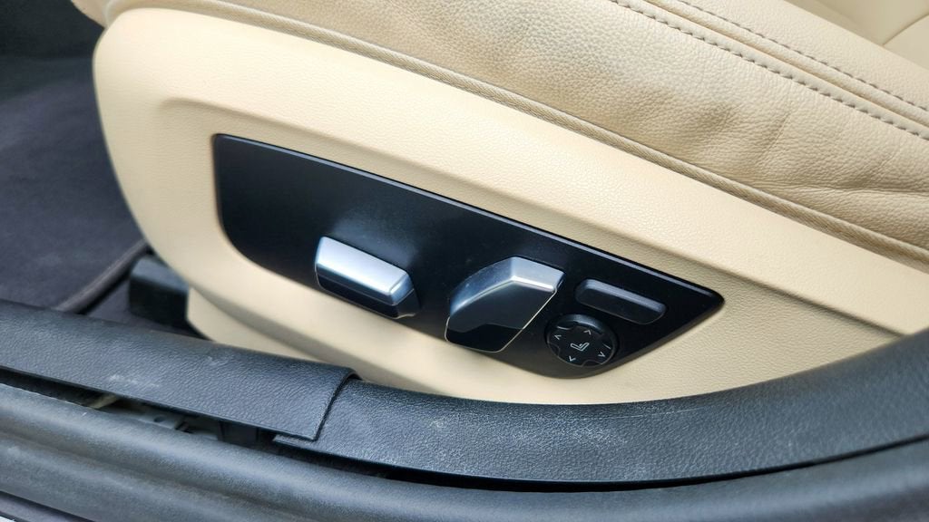 2023 BMW 5 Series 530i