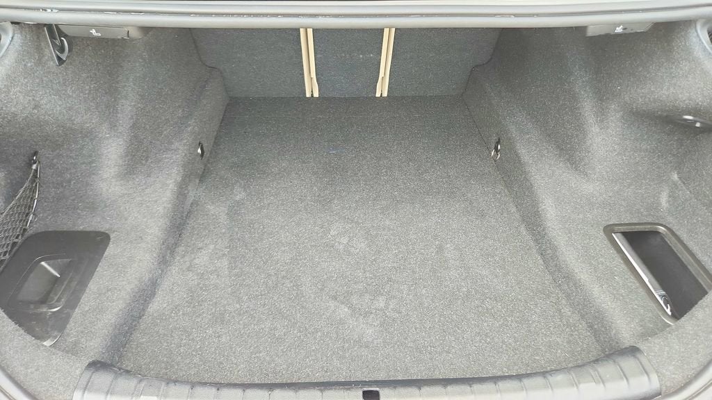 2023 BMW 5 Series 530i