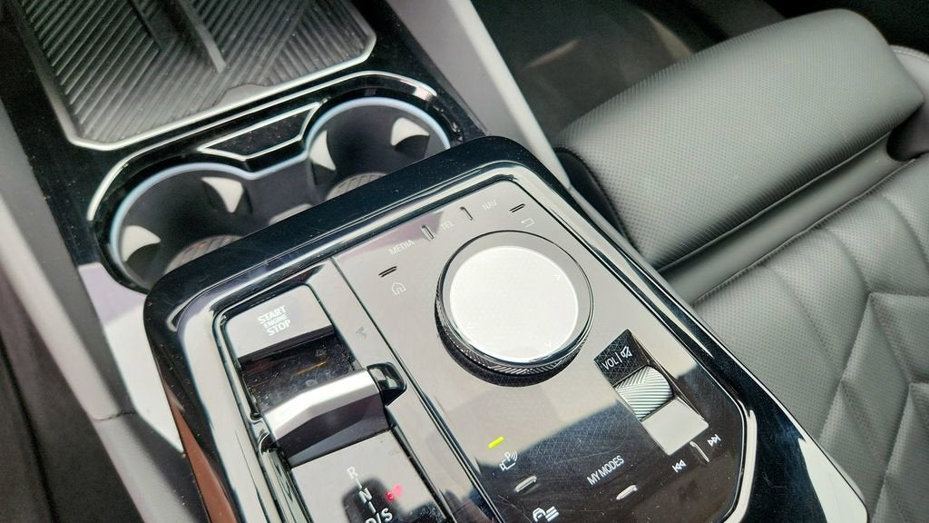 2025 BMW 5 Series 530i xDrive