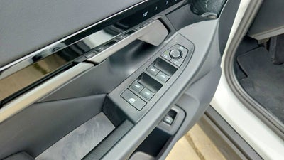 2025 BMW 5 Series 530i xDrive