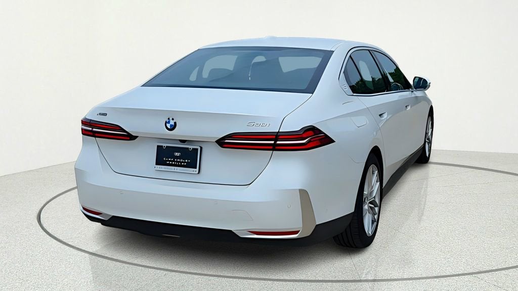 2025 BMW 5 Series 530i xDrive