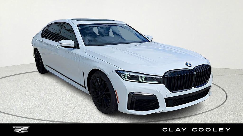 2022 BMW 7 Series 740i