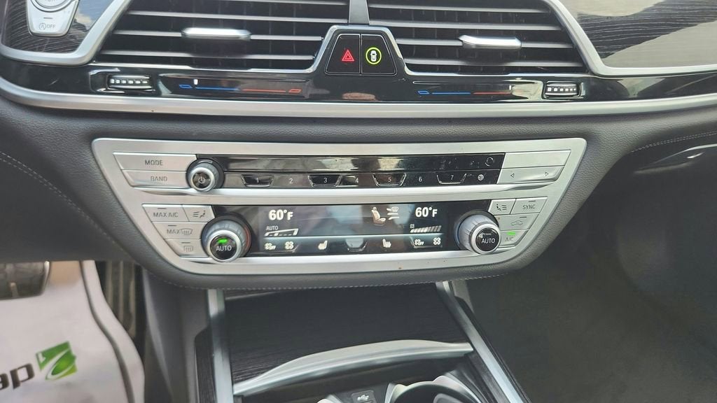 2022 BMW 7 Series 740i