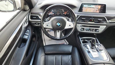 2022 BMW 7 Series 740i
