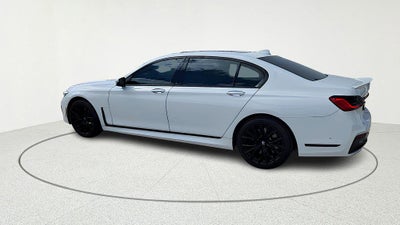 2022 BMW 7 Series 740i
