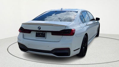 2022 BMW 7 Series 740i