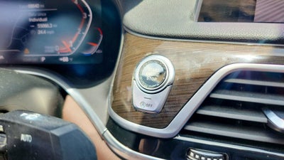 2020 BMW 7 Series 740i