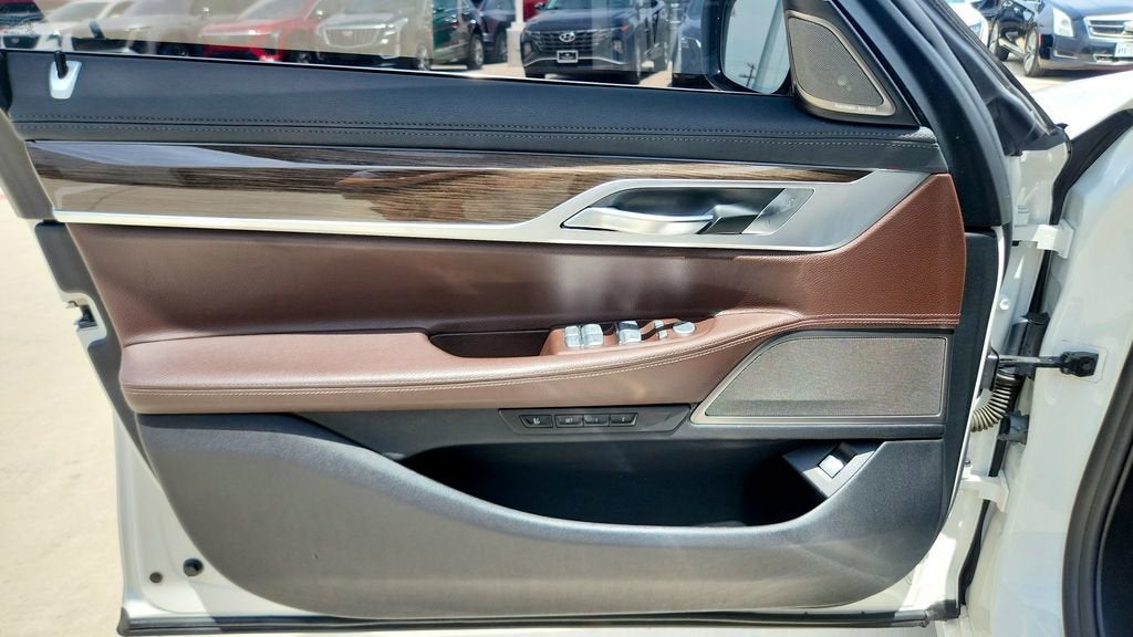 2020 BMW 7 Series 740i