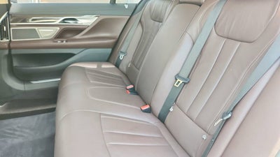2020 BMW 7 Series 740i