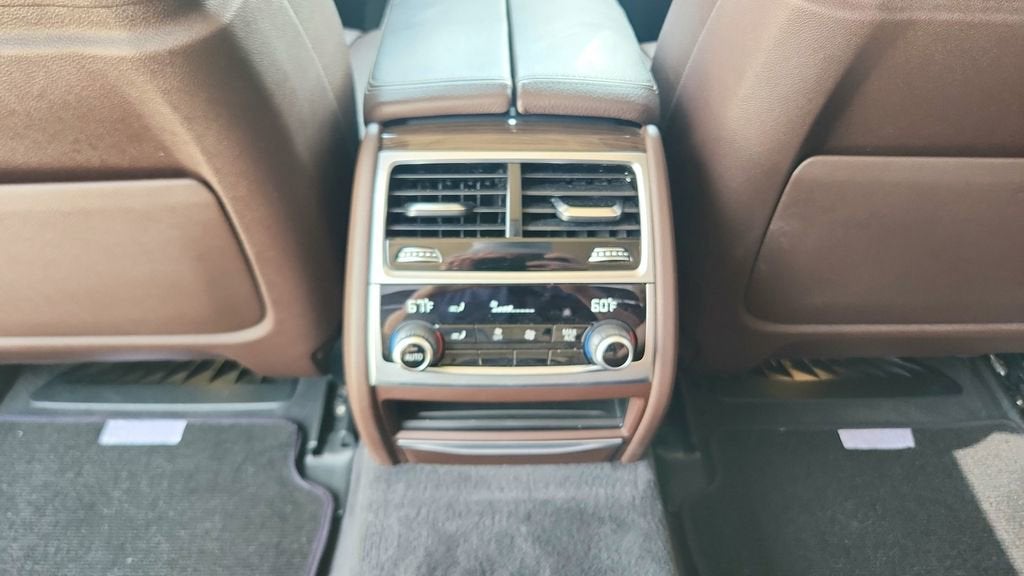 2020 BMW 7 Series 740i
