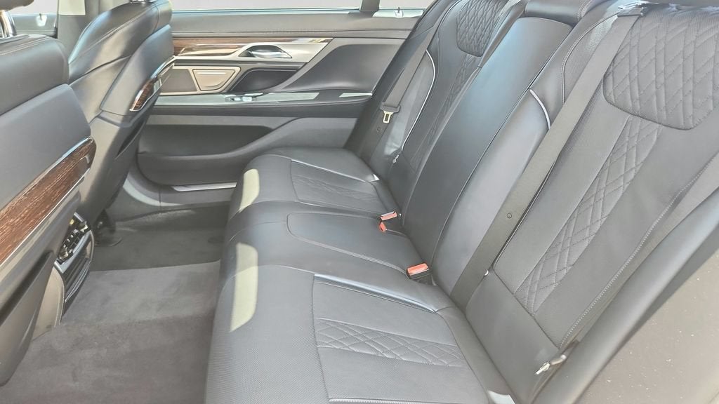 2021 BMW 7 Series 750i xDrive