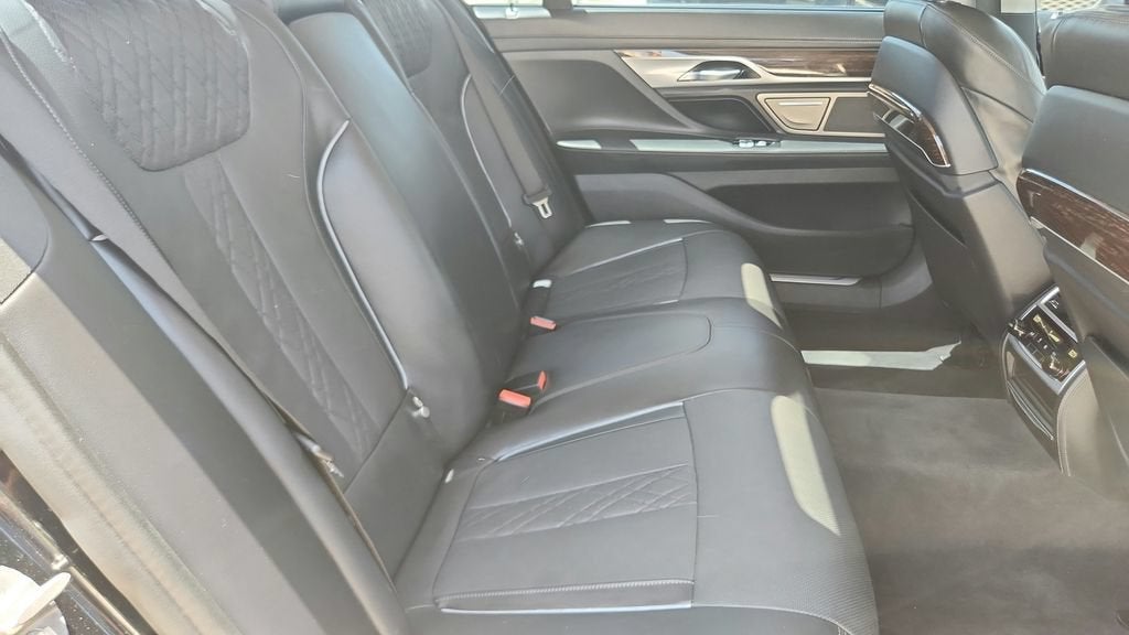 2021 BMW 7 Series 750i xDrive
