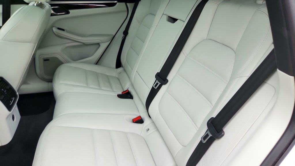2023 Porsche Macan S