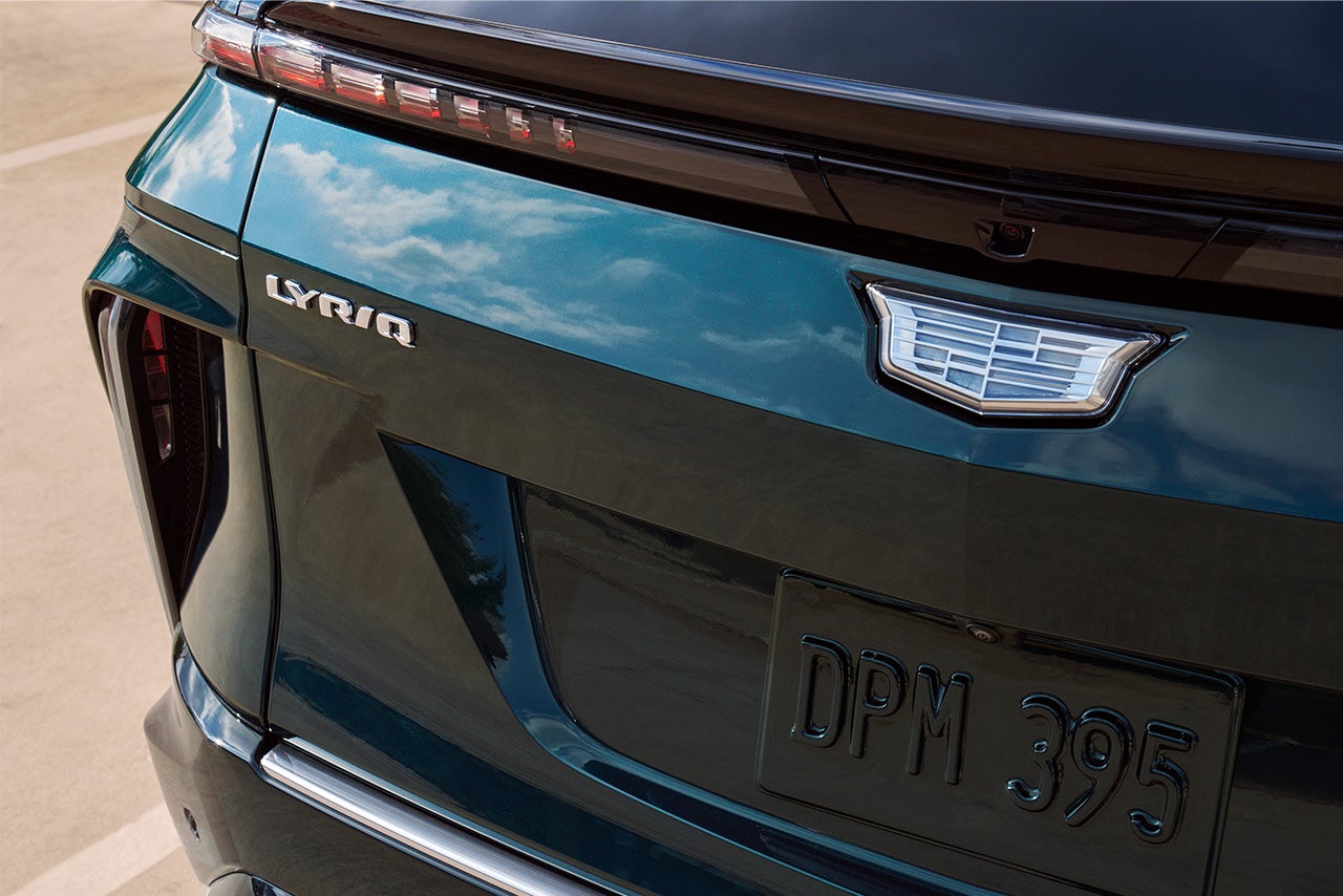 Clay Cooley Cadillac in Mesquite TX